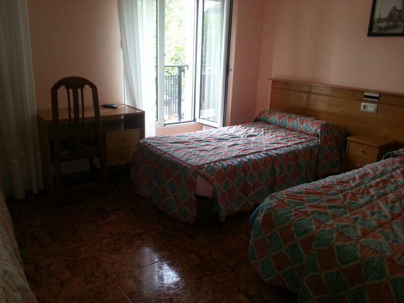 Hotel Durtzi Sobron Ngoại thất bức ảnh